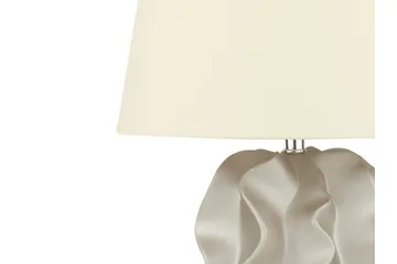 Allika Bordslampa 28 cm - Guld - Belysning & el - Inomhusbelysning & lampor - Bordslampor