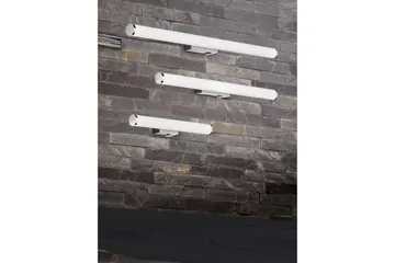 Mattimo H2O LED Vägglampa 40cm krom - Krom - Belysning & el - Inomhusbelysning & lampor - Möbelbelysning & integrerad belysning