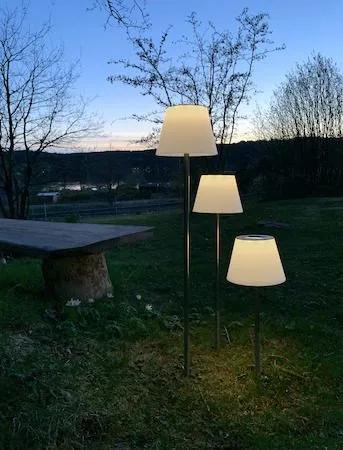 Solini Solcellslampa 90 cm - vit/silver - Belysning & el - Utomhusbelysning - Solcellslampa & solcellsbelysning