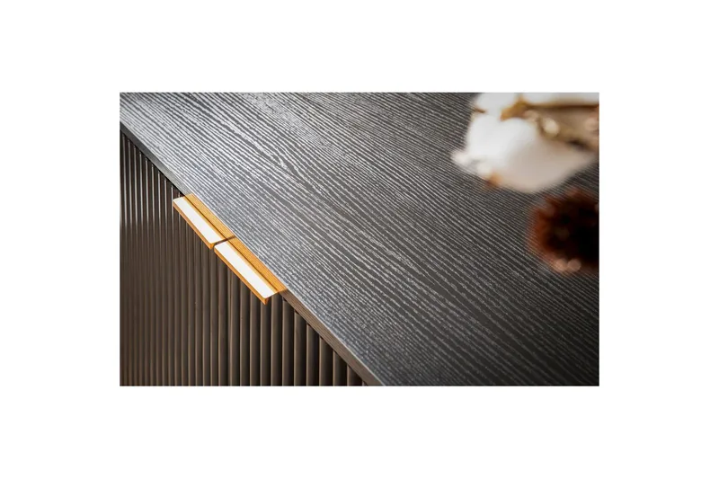 Sideboard Wohnling Folierad spånskiva ekoptik 120 cm 2 dörrar 3 lådor modern - Förvaring - Förvaringsmöbler - Sideboard & skänk