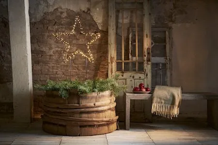 Barlumi Siluett Hög Adventsstjärna på Fot 115 cm - Jullampa i metall - Svart - Inredning - Julpynt & helgdekoration - Julpynt & juldekoration