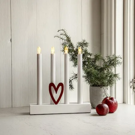 Hilma Adventsljusstake 22 cm - Ljusstake i Trä - Vit - Inredning - Julpynt & helgdekoration - Julpynt & juldekoration