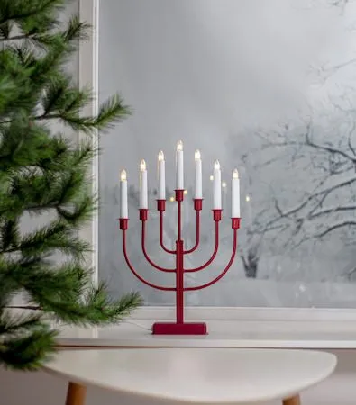 Kristina Adventsljusstake 31 cm - Ljusstake i Metall för Advent - Mörkröd - Inredning - Julpynt & helgdekoration - Julpynt & juldekoration