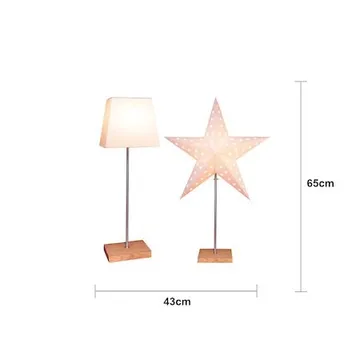 Leo Adventsstjärna på Fot med Skärm 43 cm i Plast med Träben - Vit - Inredning - Julpynt & helgdekoration - Julpynt & juldekoration