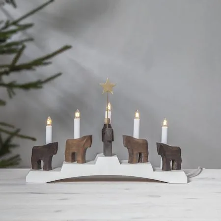 Ljusstake Staffans Fålar 45x29 cm Trä 5 ljus E10 - Vit / Brun - Inredning - Julpynt & helgdekoration - Julpynt & juldekoration