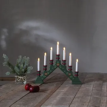 Sara Adventsljusstake 43 cm - Elljusstake i Trä för Fönster - Mörkgrön - Inredning - Julpynt & helgdekoration - Julpynt & juldekoration
