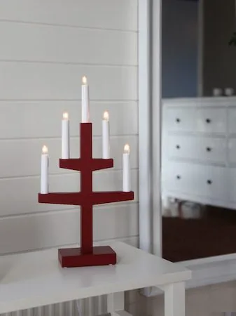 Trapp Adventsljusstake 24 cm - Elljusstake i Trä för Fönster - Röd - Inredning - Julpynt & helgdekoration - Julpynt & juldekoration