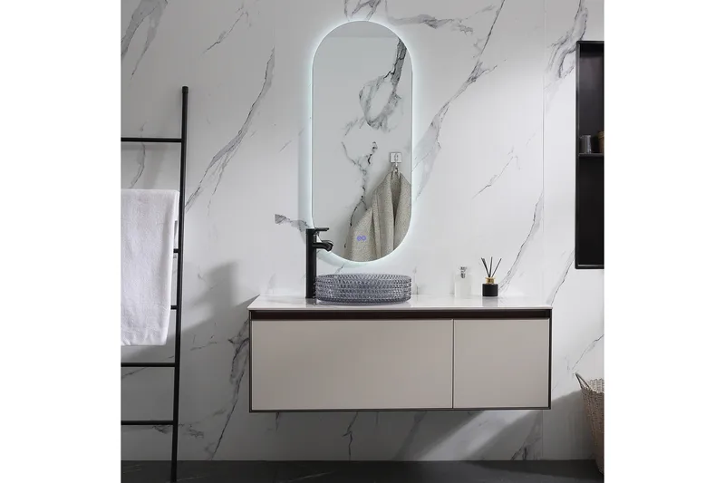 Olivia Oval LED-spegel med antifog-funktion 45x110cm Silver - Lyfco - Inredning - Speglar - Väggspegel