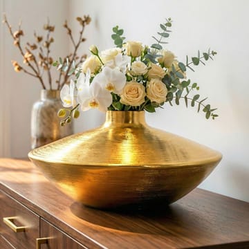 Helin Bordsvas 35 cm i aluminium - Guld - Inredning - Vas