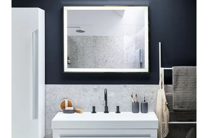 Argens Spegel 70x90 cm LED, Silver