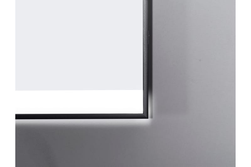 Knutby Badrumsspegel 120x70 cm LED-belysning - Svart - Hus & renovering - Kök & bad - Badrum - Badrumsmöbler & badrumsinredning - Badrumsspegel