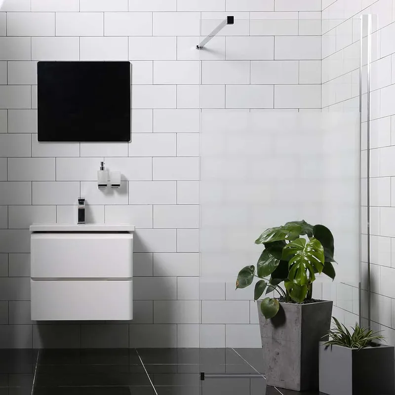 Mångsidig Duschvägg Rak Vägg Delvis Frostat Glas 700, Silver