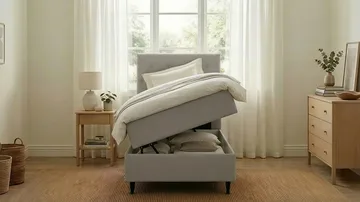 HVILA Plus Komplett Sängpaket – Kontinentalsäng 90x200 cm i Tyg med Förvaring, Sänggavel + Bäddmadrass med Fasthetsgrad Mediumfast - Grå - Möbler - Säng - Komplett sängpaket