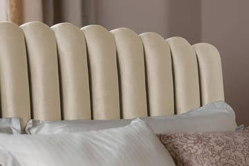 Princess Komplett Sängpaket – Kontinentalsäng 160x200 cm i Tyg med Sänggavel + Bäddmadrass med Fasthetsgrad Medium - Beige - Möbler - Säng - Komplett sängpaket
