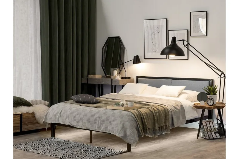 Clamart Komplett Sängpaket – Ramsäng 160x200 cm i Tyg med Sänggavel + Bäddmadrass - Ljusgrå - Möbler - Säng - Ramsäng
