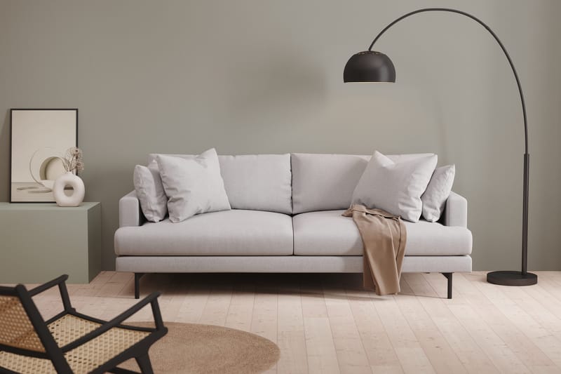 Menard 4-sits Djup Tygsoffa - Ljusgrå - Möbler - Soffa - 4 sits soffa