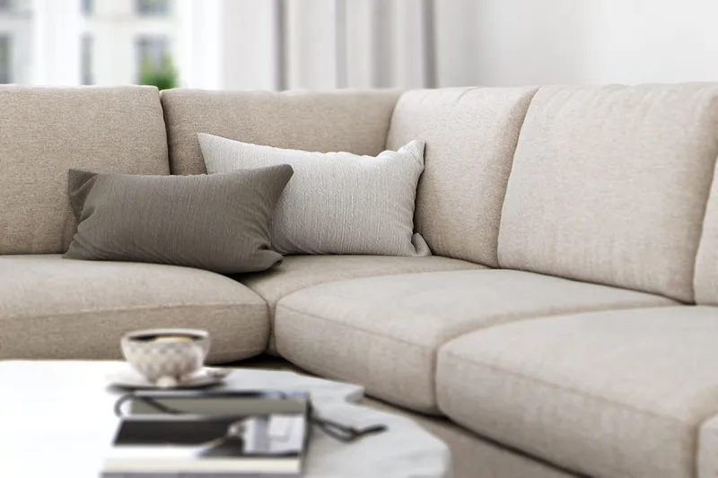 Ocean Lyx 4-sits Vänstervänd L-formad Schäslongsoffa i Tyg - Beige - Möbler - Soffa - Divansoffor & schäslongsoffa