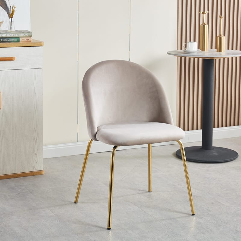 Giovani stol i beige sammet med ben i mässing - beige - Möbler - Stolar & fåtöljer - Matstol & köksstol