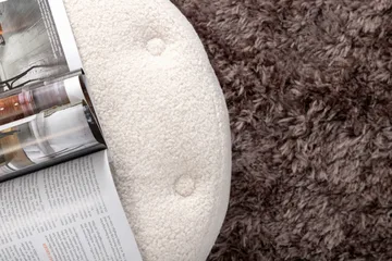 Benjamin Sittpuff - Benvit - Möbler - Stolar & fåtöljer - Pall & puff - Sittpuff