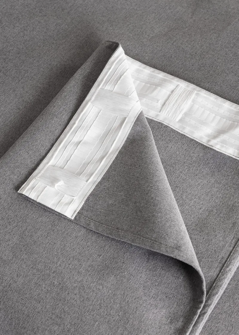 Mörkläggningsgardin Moa 140x250 cm - Grå - Textil & mattor - Gardiner - Mörkläggningsgardiner