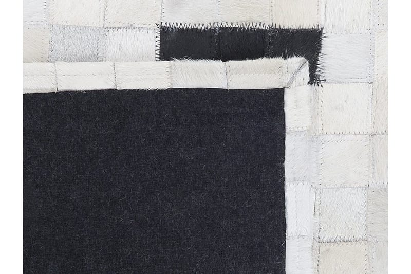 Bolu Matta 160|230 cm - Flerfärgad - Textil & mattor - Mattor - Fällar & skinnmattor