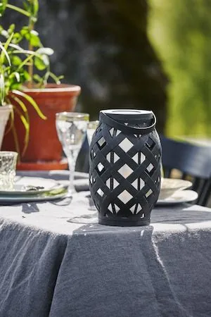 Flame Black Lykta 15 cm - svart - Trädgård & spabad - Utemiljö - Altan & terrass - Altanbelysning