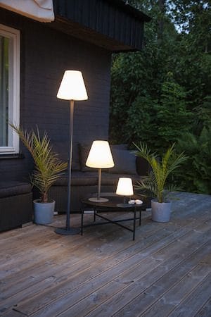 Kreta Bordslampa 16 cm - vit och svart - Trädgård & spabad - Utemiljö - Altan & terrass - Altanbelysning