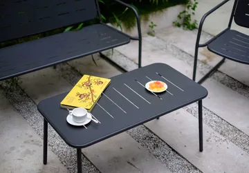 Loungegrupp i stål | Svart loungeset med bord, stol och bänk | Isac - Utemöbler - Loungemöbler - Soffgrupp utomhus